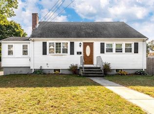 4 Mooney Rd Burlington Ma 01803 Mls 72624245 Zillow