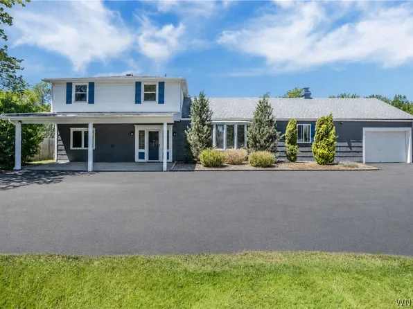 1940 Stony Point Rd, Grand Island, NY 14072