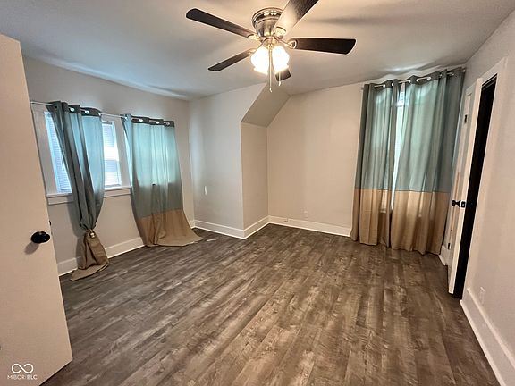 5th image of 306 N 11th St