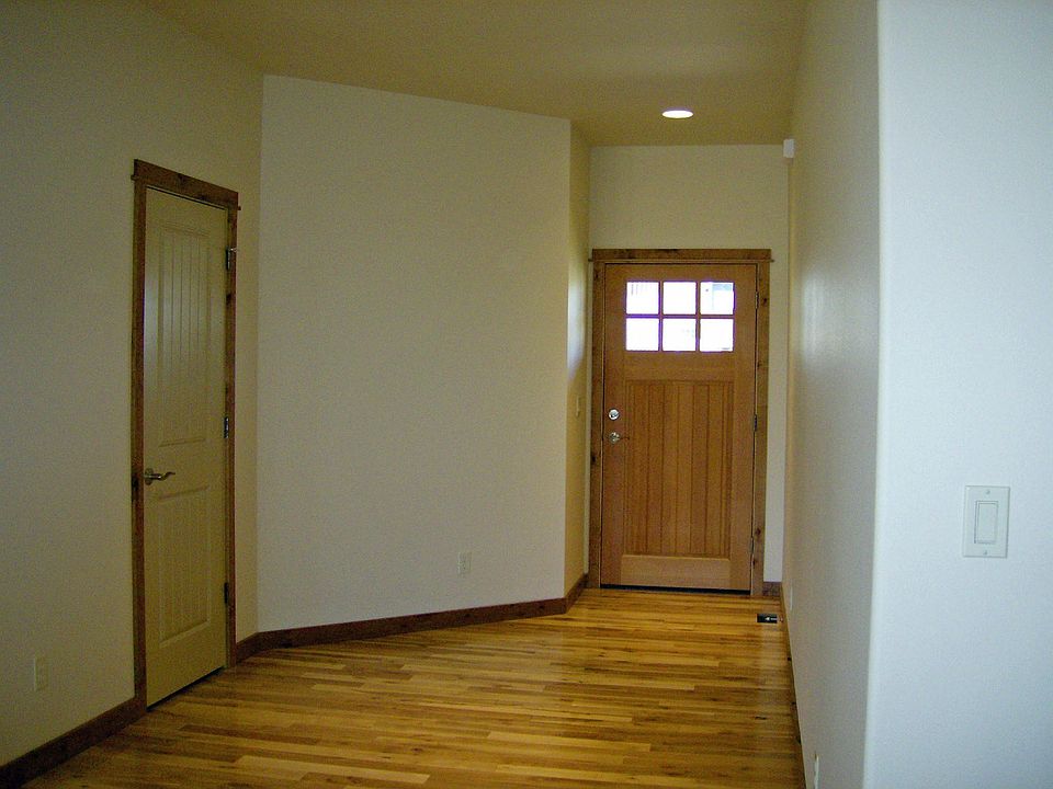 2nd image of 2235 NW Larchleaf Ct