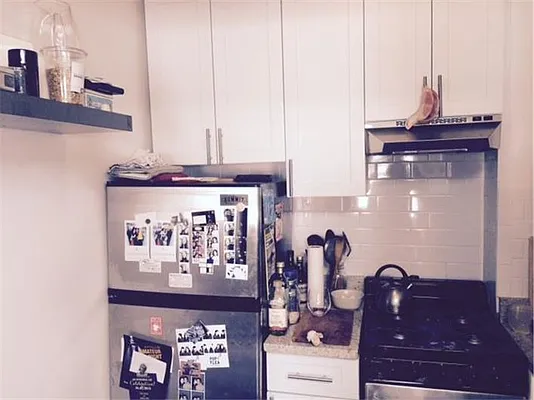 Rented by Buchbinder & Warren | media 16