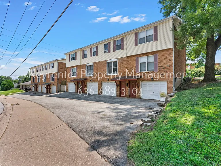 3313 Droste Rd — Photo 3