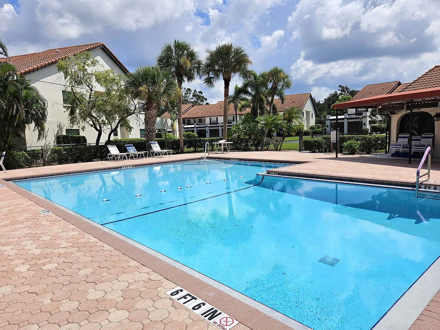 Seasonal Short-Term 2 Bedroom 2 Bathroom 2nd Floor Condo in Estancias of Capri Isles! — Photo 2