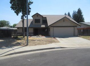 3575 Sunnyside Ave, Clovis, CA 93611