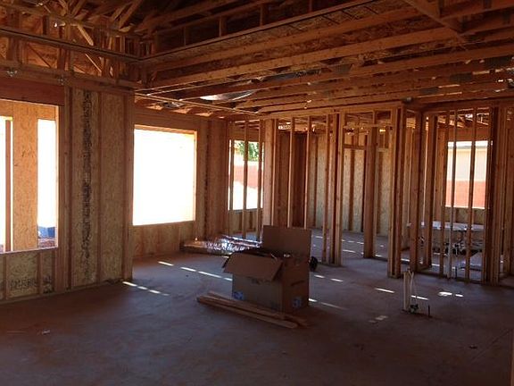 3rd image of 354 S Rock Daisy Ln