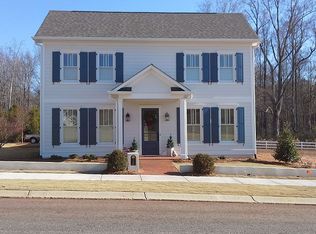 3300 Greenleffe Dr, Statham, GA 30666