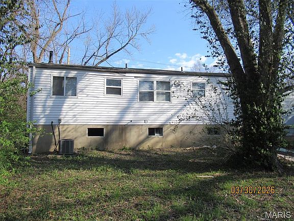 3rd image of 2042 Kappel Dr