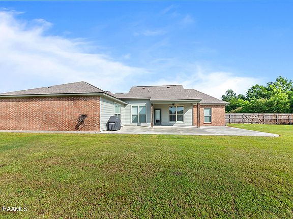 2nd image of 1022 Palm Harbor Way