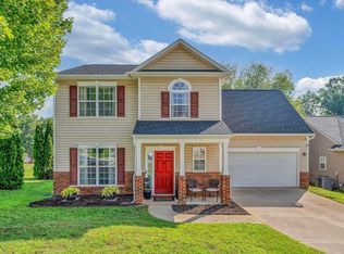 30 Joggins Dr, Simpsonville, SC 29681