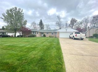 3051 Thunderbird Dr, Poland, OH