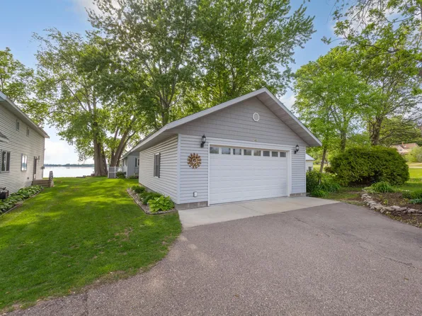 945 Reed St N, Waterville, MN 56096
