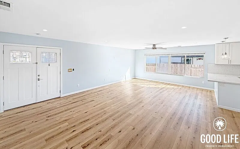 4 bed, 2.0 bath, 1487 sqft, $4,200 — Photo 4