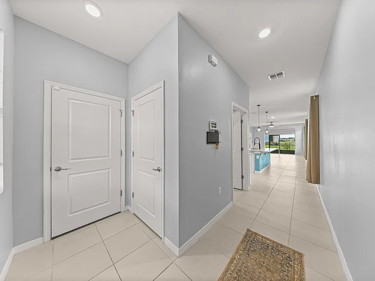 5360 NW 46th Lane Rd — Photo 2