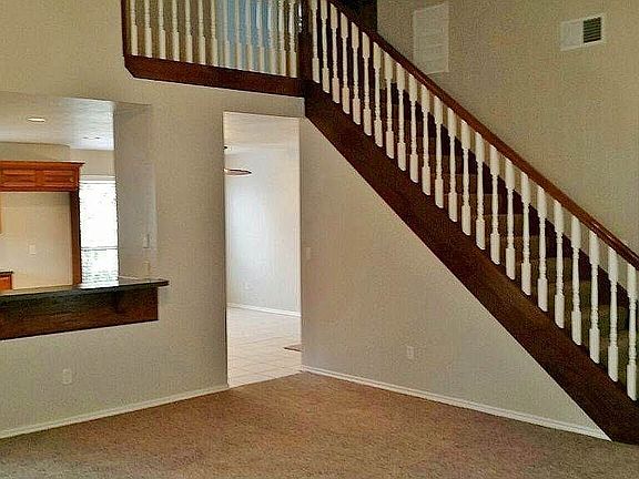 4th image of 1700 Fawn Valley Ln