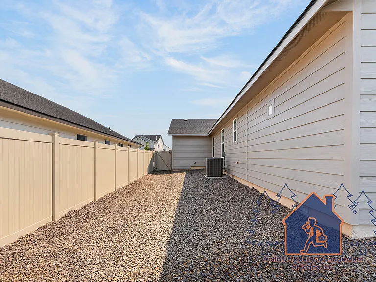 2079 S Border Way — Photo 22