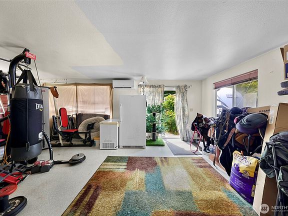 5th image of 4036 Wynn Road