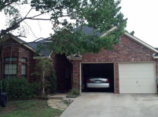 1929 Lilac Ln, Grapevine, TX 76051