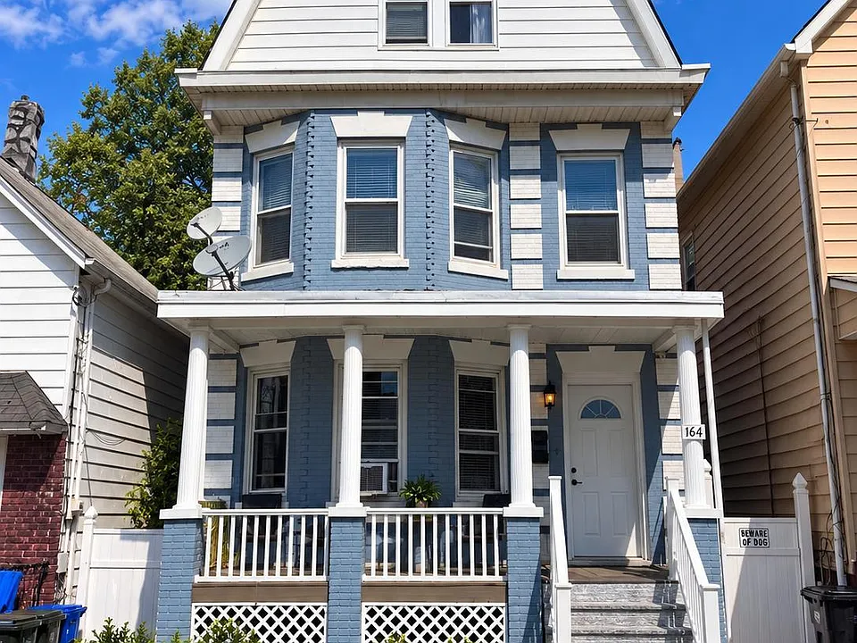164 Lynd St #2