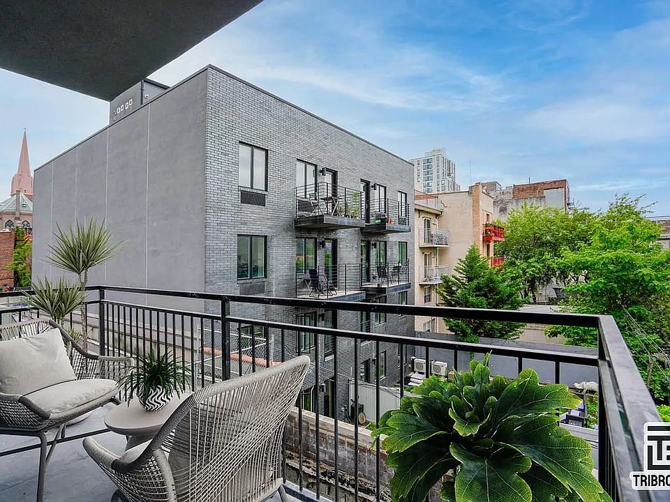 1st image of 92 Manhattan Ave #3R