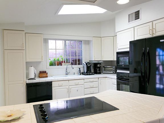 5th image of 1135 W San Lucas Cir
