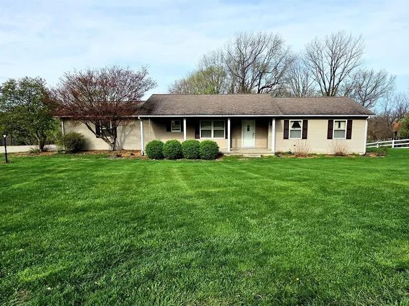 1943 N 75th Rd E, Washington, IN 47501