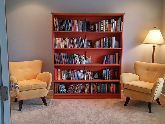 Front office/bedroom