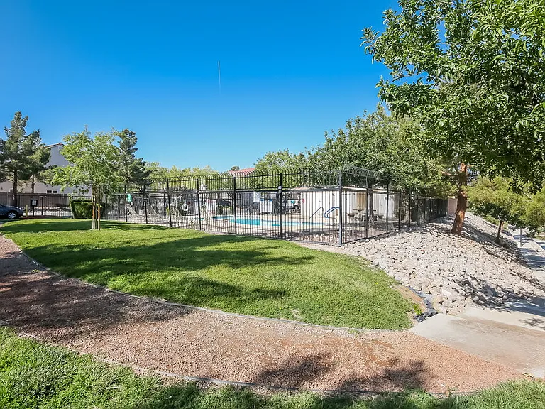 5468 Mercantile St — Photo 17