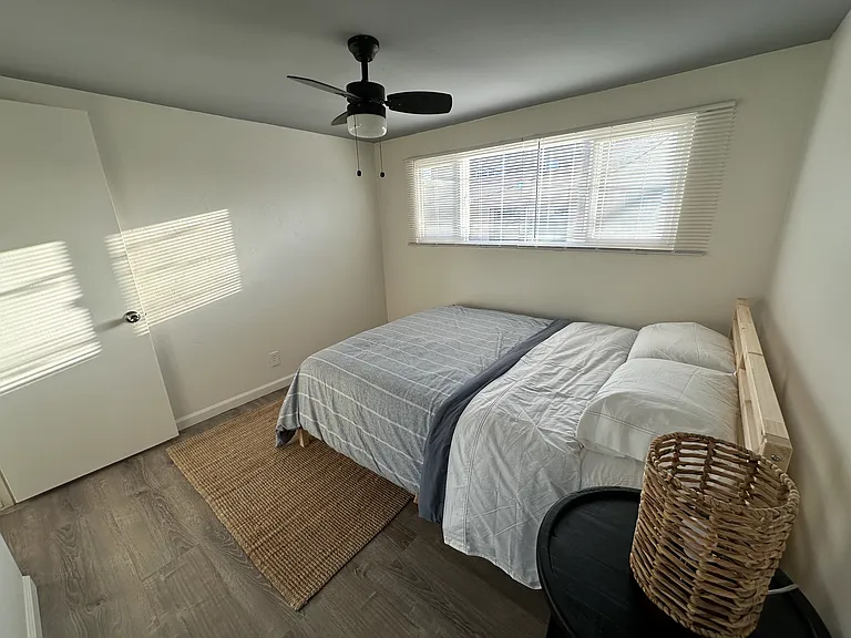 1464 Grand Ave #1 — Photo 4