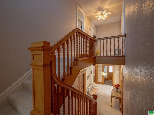 212 E Washington St, Elk Point, SD 57025