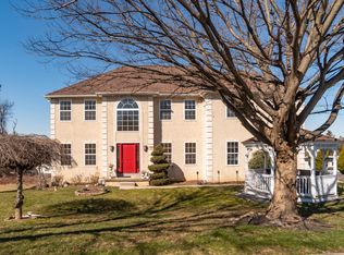 1536 Blue Bonnet Ct, Feasterville Trevose, PA 19053
