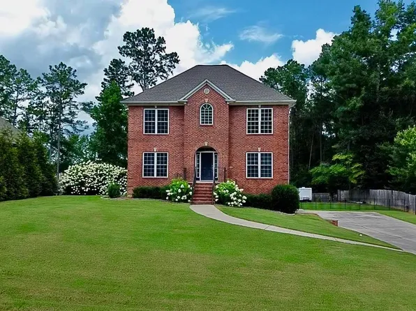 209 Briarwood St, Columbiana, AL 35051