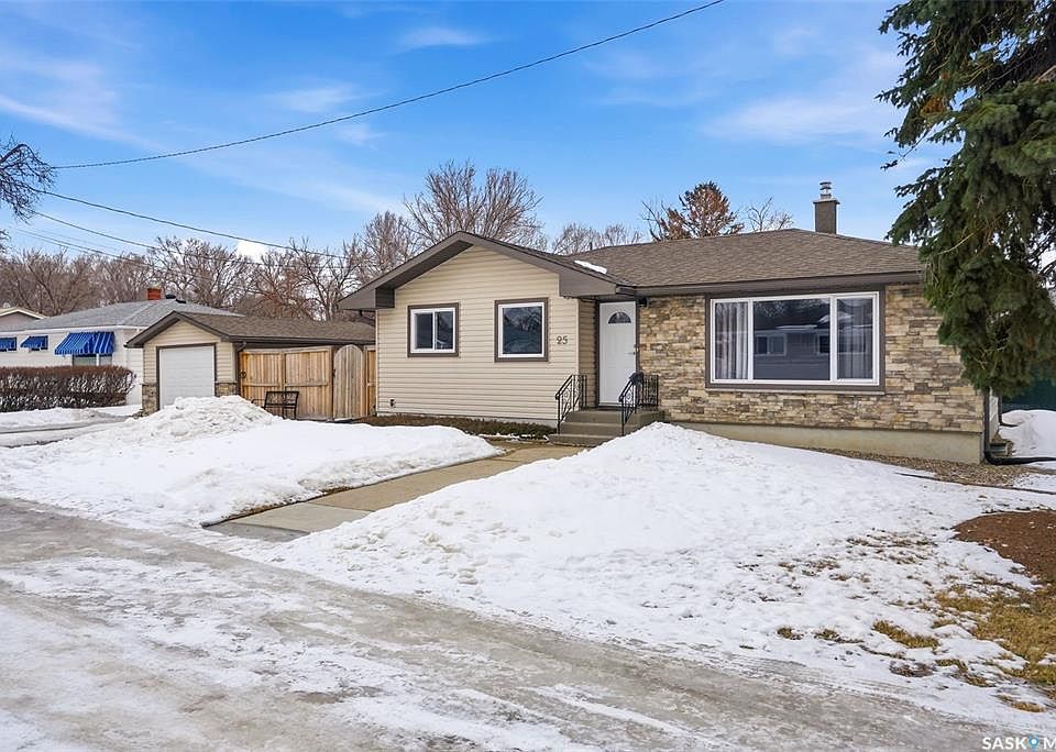 1st image of 25 Chinook ROAD