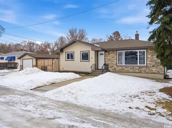 25 Chinook ROAD, Regina, SK S4S 5C3