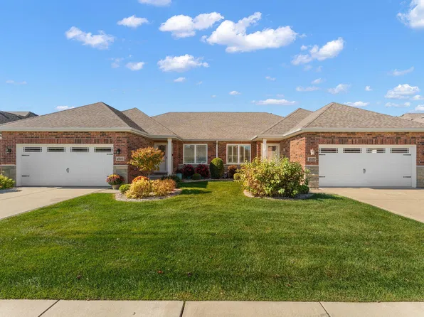 10700 Arbor Ln, Saint John, IN 46373
