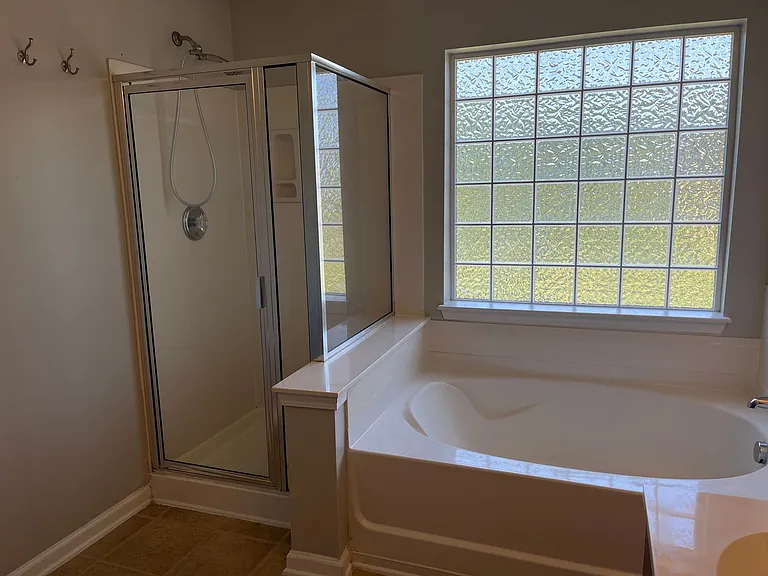 5064 Ballantine Dr — Photo 12