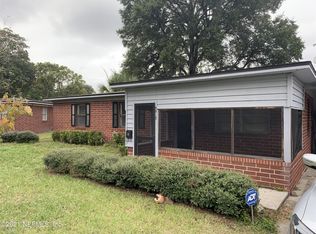 5917 Maple Leaf Dr N, Jacksonville, FL 32211