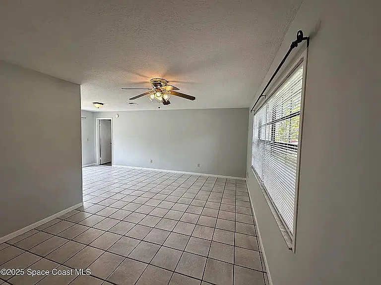 3 bed, 1492 sqft, $1,950 — Photo 3