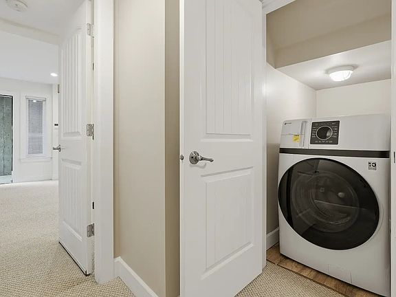 5th image of 20347 98a Ave #16