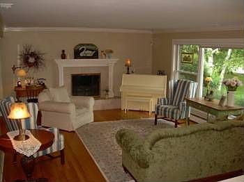 1st image of 2450 White Oak Dr