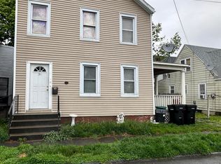 31 110th St, Troy, NY 12182
