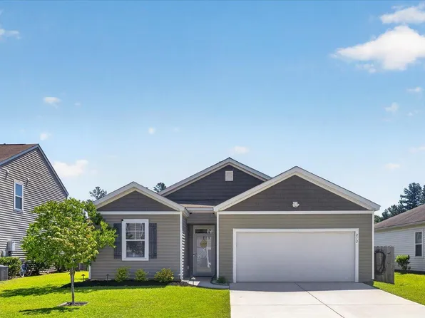 212 Rubles Ln, Moncks Corner, SC 29461