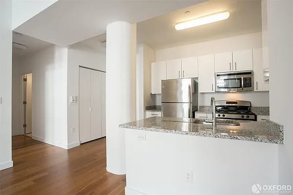 Rented by Oxford Property Group | media 49