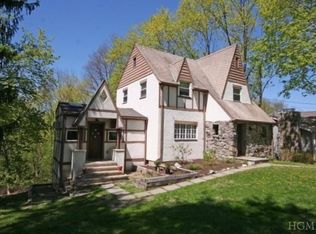 36 Beverly Rd, Mount Kisco, NY 10549