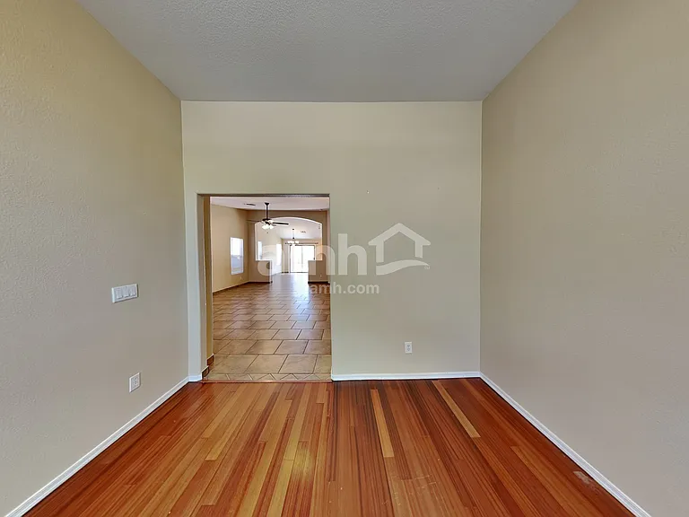 9117 W Hazelwood St — Photo 19