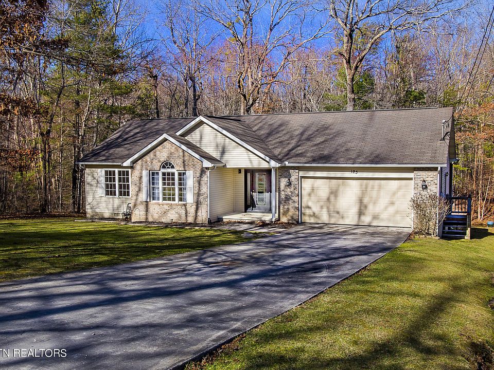 1st image of 123 Brantenwood Cir