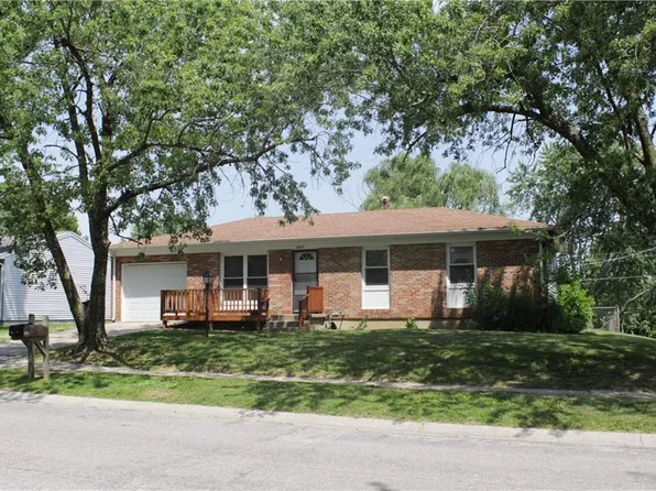2607 Beechwood Blvd, Saint Joseph, MO 64503