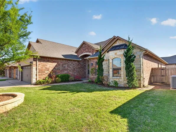 3905 Acoma Dr, Moore, OK 73160