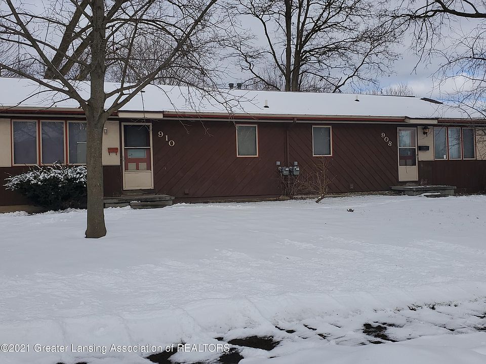 2nd image of 908 Vincent Ct