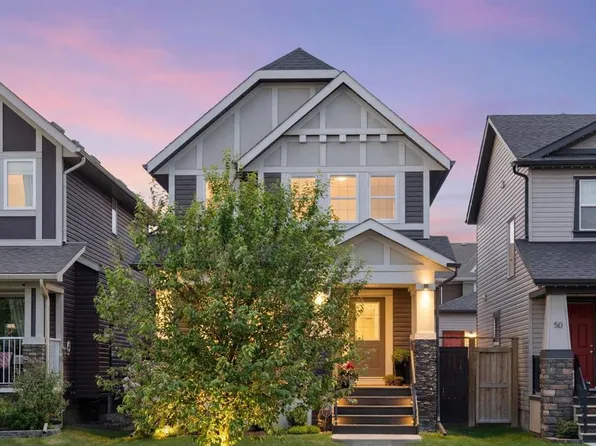 54 W Legacy Cmn SE, Calgary, AB T2X 0X9