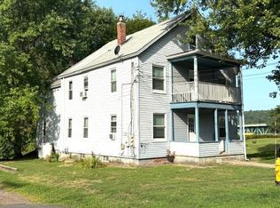 6 Walnut St, Gill, MA 01354